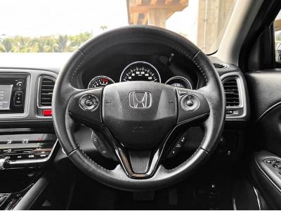Honda HRV 1.8EL Top Sunroof เกียร์ออโต้ ปี2016 สีเทา รูปที่ 7